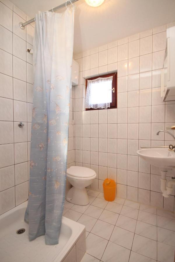 Apartments By The Sea Kali, Ugljan - 8202 Екстериор снимка