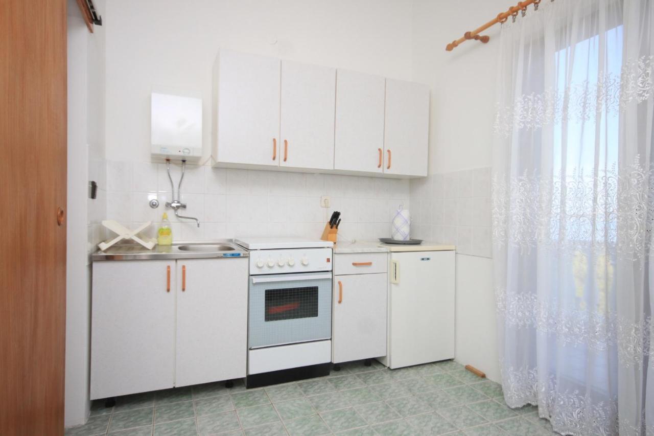Apartments By The Sea Kali, Ugljan - 8202 Екстериор снимка